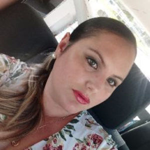 Meet your Posher, Dayana